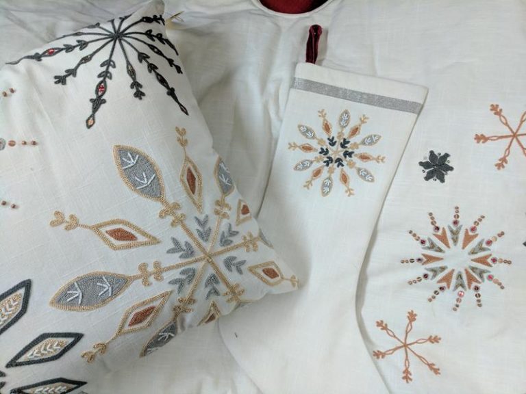 snowflake-stocking