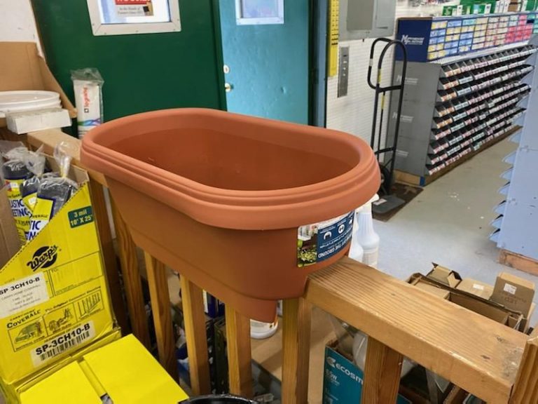 off the ground pot