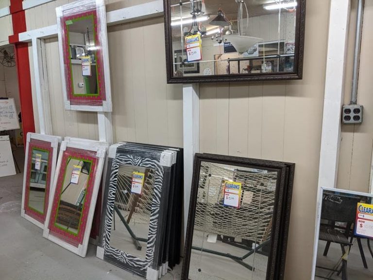 Clearance Corner(s)