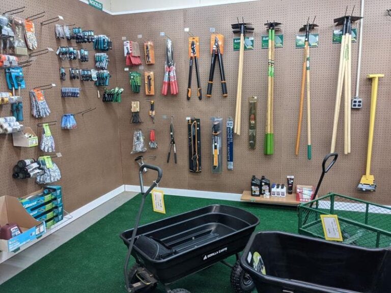 new outdoor display
