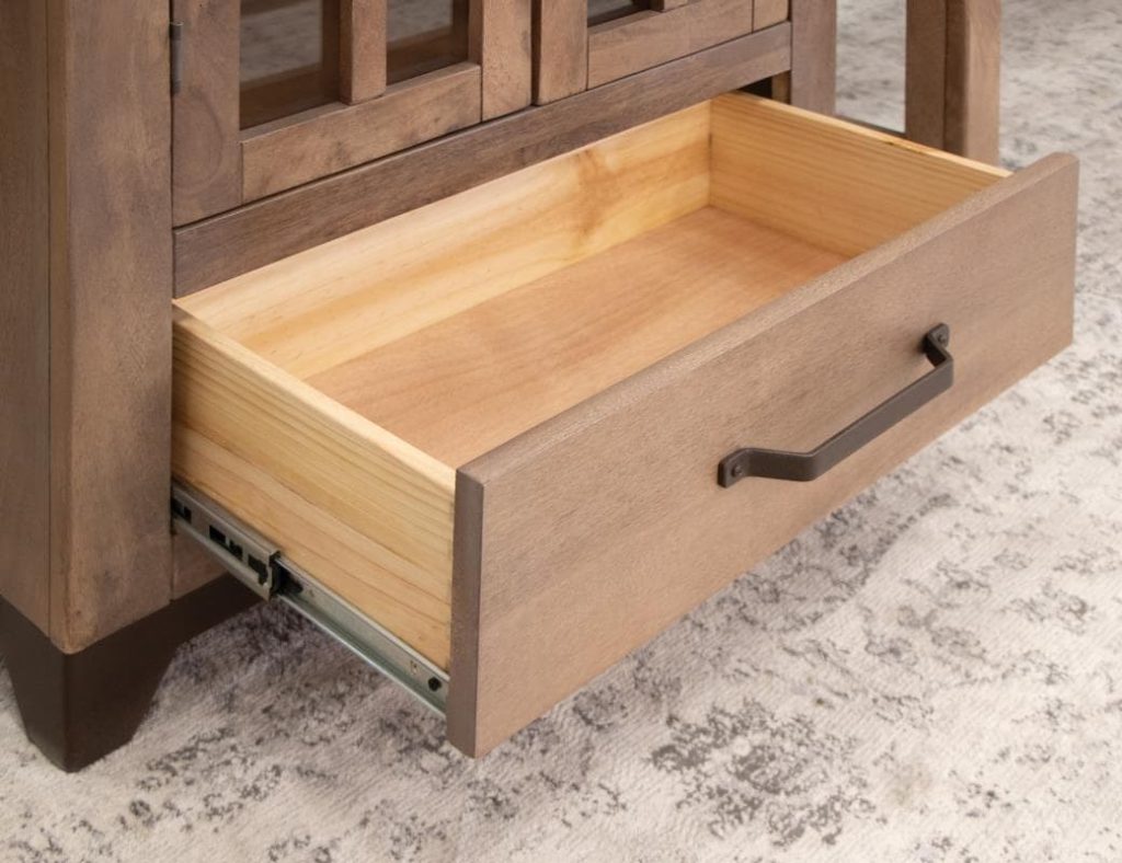 parota cabinet